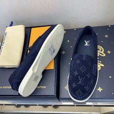 ⚠️【LO **V】⚠️高品质,顶尖工艺品⚠️男士乐福鞋⚠️正码:39-44(5 -10)⚠️经典简约 ⚠️【LO **V】⚠️高品质,顶尖工艺品⚠️男士乐福鞋⚠️正码:39-44(5 -10)⚠️经典简约