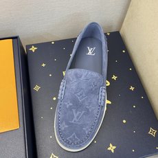 ⚠️【LO **V】⚠️高品质,顶尖工艺品⚠️男士乐福鞋⚠️正码:39-44(5 -10)⚠️经典简约 ⚠️【LO **V】⚠️高品质,顶尖工艺品⚠️男士乐福鞋⚠️正码:39-44(5 -10)⚠️经典简约