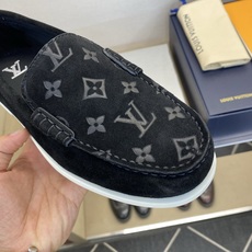 ⚠️【LO **V】⚠️高品质,顶尖工艺品⚠️男士乐福鞋⚠️正码:39-44(5 -10)⚠️经典简约 ⚠️【LO **V】⚠️高品质,顶尖工艺品⚠️男士乐福鞋⚠️正码:39-44(5 -10)⚠️经典简约