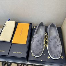 ⚠️【LO **V】⚠️高品质,顶尖工艺品⚠️男士乐福鞋⚠️正码:39-44(5 -10)⚠️经典简约 ⚠️【LO **V】⚠️高品质,顶尖工艺品⚠️男士乐福鞋⚠️正码:39-44(5 -10)⚠️经典简约