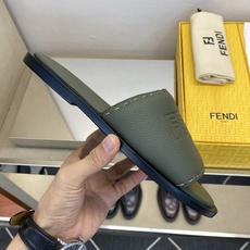 ⚠️【F E N D*】⚠️高品质,顶尖工艺品⚠️男士真皮底拖鞋⚠️正码:39-44,38 45 46订 ⚠️【F E N D*】⚠️高品质,顶尖工艺品⚠️男士真皮底拖鞋⚠️正码:39-44,38 45 46订