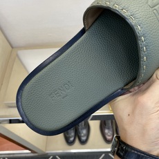⚠️【F E N D*】⚠️高品质,顶尖工艺品⚠️男士真皮底拖鞋⚠️正码:39-44,38 45 46订 ⚠️【F E N D*】⚠️高品质,顶尖工艺品⚠️男士真皮底拖鞋⚠️正码:39-44,38 45 46订