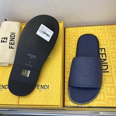 ⚠️【F E N D*】⚠️高品质,顶尖工艺品⚠️男士真皮底拖鞋⚠️正码:39-44,38 45 46订 ⚠️【F E N D*】⚠️高品质,顶尖工艺品⚠️男士真皮底拖鞋⚠️正码:39-44,38 45 46订
