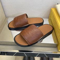 ⚠️【F E N D*】⚠️高品质,顶尖工艺品⚠️男士真皮底拖鞋⚠️正码:39-44,38 45 46订 ⚠️【F E N D*】⚠️高品质,顶尖工艺品⚠️男士真皮底拖鞋⚠️正码:39-44,38 45 46订