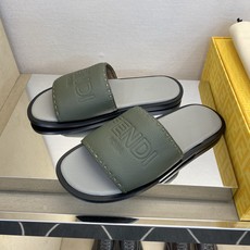 ⚠️【F E N D*】⚠️高品质,顶尖工艺品⚠️男士真皮底拖鞋⚠️正码:39-44,38 45 46订 ⚠️【F E N D*】⚠️高品质,顶尖工艺品⚠️男士真皮底拖鞋⚠️正码:39-44,38 45 46订