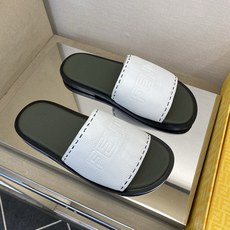 ⚠️【F E N D*】⚠️高品质,顶尖工艺品⚠️男士真皮底拖鞋⚠️正码:39-44,38 45 46订 ⚠️【F E N D*】⚠️高品质,顶尖工艺品⚠️男士真皮底拖鞋⚠️正码:39-44,38 45 46订