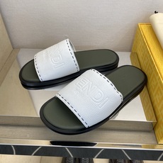 ⚠️【F E N D*】⚠️高品质,顶尖工艺品⚠️男士真皮底拖鞋⚠️正码:39-44,38 45 46订 ⚠️【F E N D*】⚠️高品质,顶尖工艺品⚠️男士真皮底拖鞋⚠️正码:39-44,38 45 46订