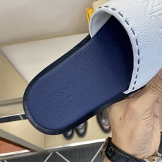 ⚠️【F E N D*】⚠️高品质,顶尖工艺品⚠️男士真皮底拖鞋⚠️正码:39-44,38 45 46订 ⚠️【F E N D*】⚠️高品质,顶尖工艺品⚠️男士真皮底拖鞋⚠️正码:39-44,38 45 46订