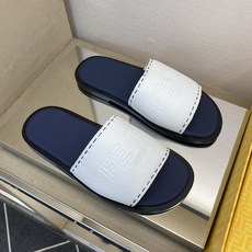 ⚠️【F E N D*】⚠️高品质,顶尖工艺品⚠️男士真皮底拖鞋⚠️正码:39-44,38 45 46订 ⚠️【F E N D*】⚠️高品质,顶尖工艺品⚠️男士真皮底拖鞋⚠️正码:39-44,38 45 46订