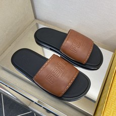 ⚠️【F E N D*】⚠️高品质,顶尖工艺品⚠️男士真皮底拖鞋⚠️正码:39-44,38 45 46订 ⚠️【F E N D*】⚠️高品质,顶尖工艺品⚠️男士真皮底拖鞋⚠️正码:39-44,38 45 46订