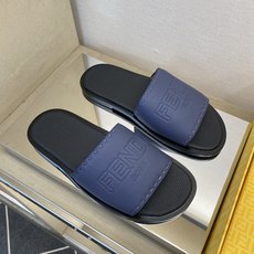 ⚠️【F E N D*】⚠️高品质,顶尖工艺品⚠️男士真皮底拖鞋⚠️正码:39-44,38 45 46订 ⚠️【F E N D*】⚠️高品质,顶尖工艺品⚠️男士真皮底拖鞋⚠️正码:39-44,38 45 46订