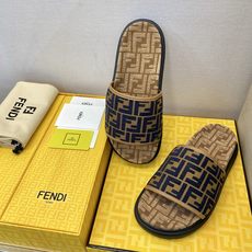 ⚠️【F E N D*】⚠️高品质,顶尖工艺品⚠️男士拖鞋⚠️正码:39-44,38 45 46订制⚠最 ⚠️【F E N D*】⚠️高品质,顶尖工艺品⚠️男士拖鞋⚠️正码:39-44,38 45 46订制⚠最