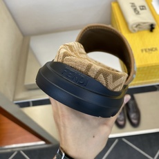 ⚠️【F E N D*】⚠️高品质,顶尖工艺品⚠️男士拖鞋⚠️正码:39-44,38 45 46订制⚠最 ⚠️【F E N D*】⚠️高品质,顶尖工艺品⚠️男士拖鞋⚠️正码:39-44,38 45 46订制⚠最