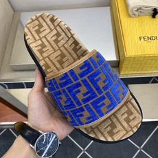 ⚠️【F E N D*】⚠️高品质,顶尖工艺品⚠️男士拖鞋⚠️正码:39-44,38 45 46订制⚠最 ⚠️【F E N D*】⚠️高品质,顶尖工艺品⚠️男士拖鞋⚠️正码:39-44,38 45 46订制⚠最