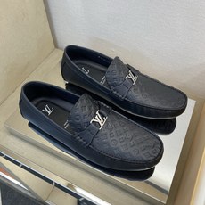 ⚠️【L *V】⚠️驾车鞋!(豆豆款)⚠️高品质男士套脚款⚠️正码:39一44(5一10)⚠️原版粒面感 ⚠️【L *V】⚠️驾车鞋!(豆豆款)⚠️高品质男士套脚款⚠️正码:39一44(5一10)⚠️原版粒面感