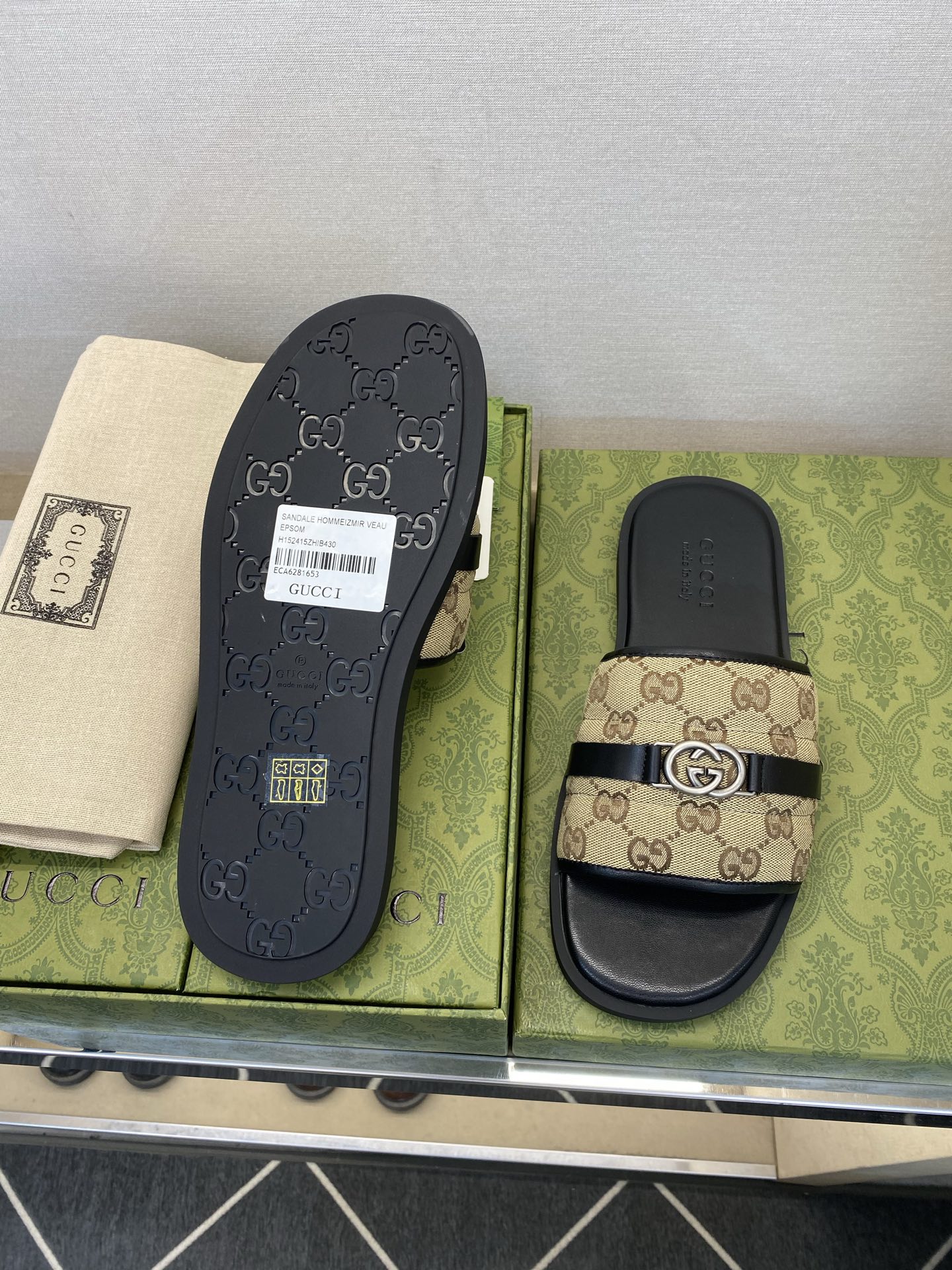 ⚠️Gucci⚠️高品质，顶尖工艺品⚠️男士拖鞋⚠️正码：39－44，38 45 46订制⚠最新夏季新款