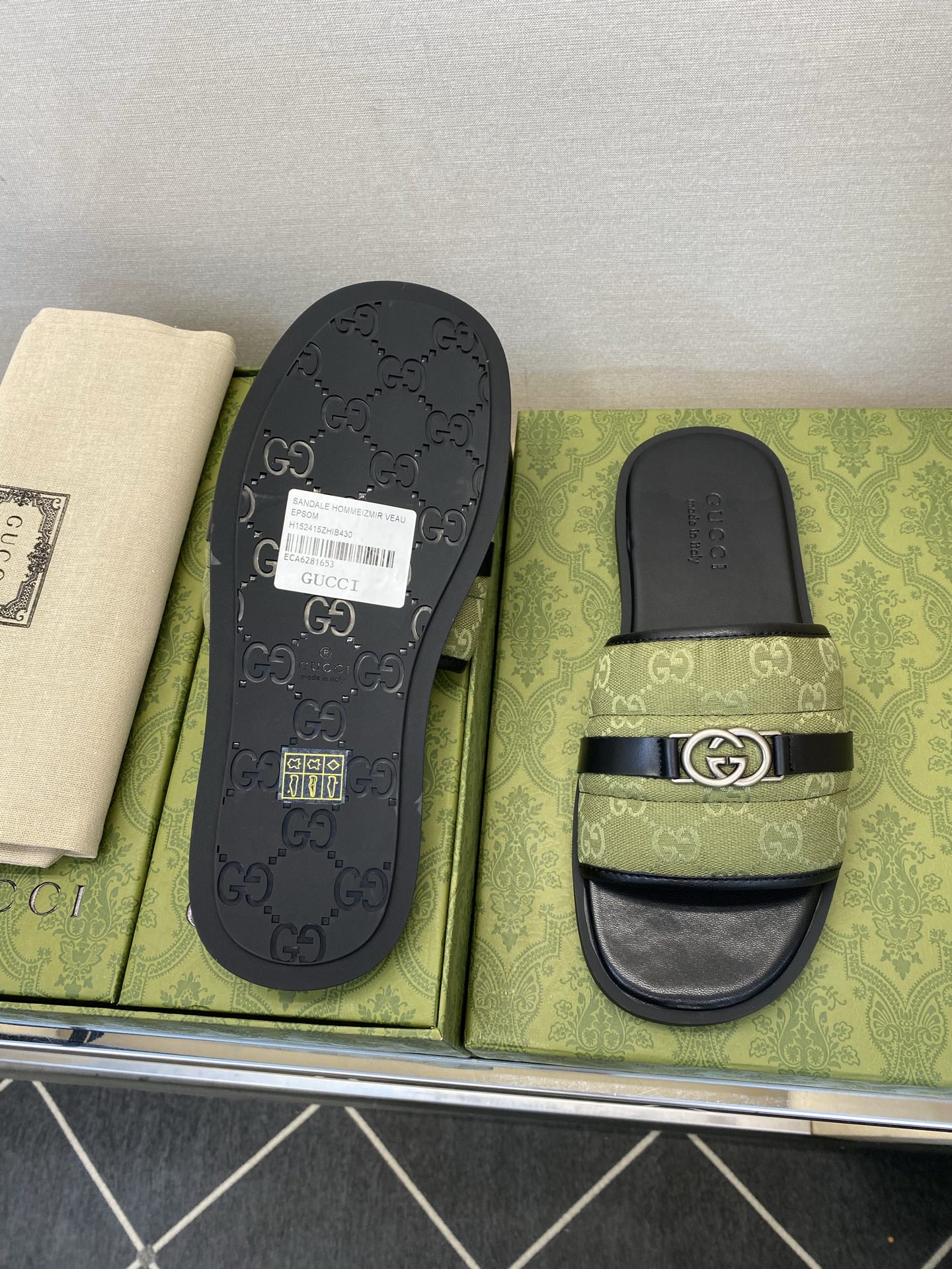 ⚠️Gucci⚠️高品质，顶尖工艺品⚠️男士拖鞋⚠️正码：39－44，38 45 46订制⚠最新夏季新款