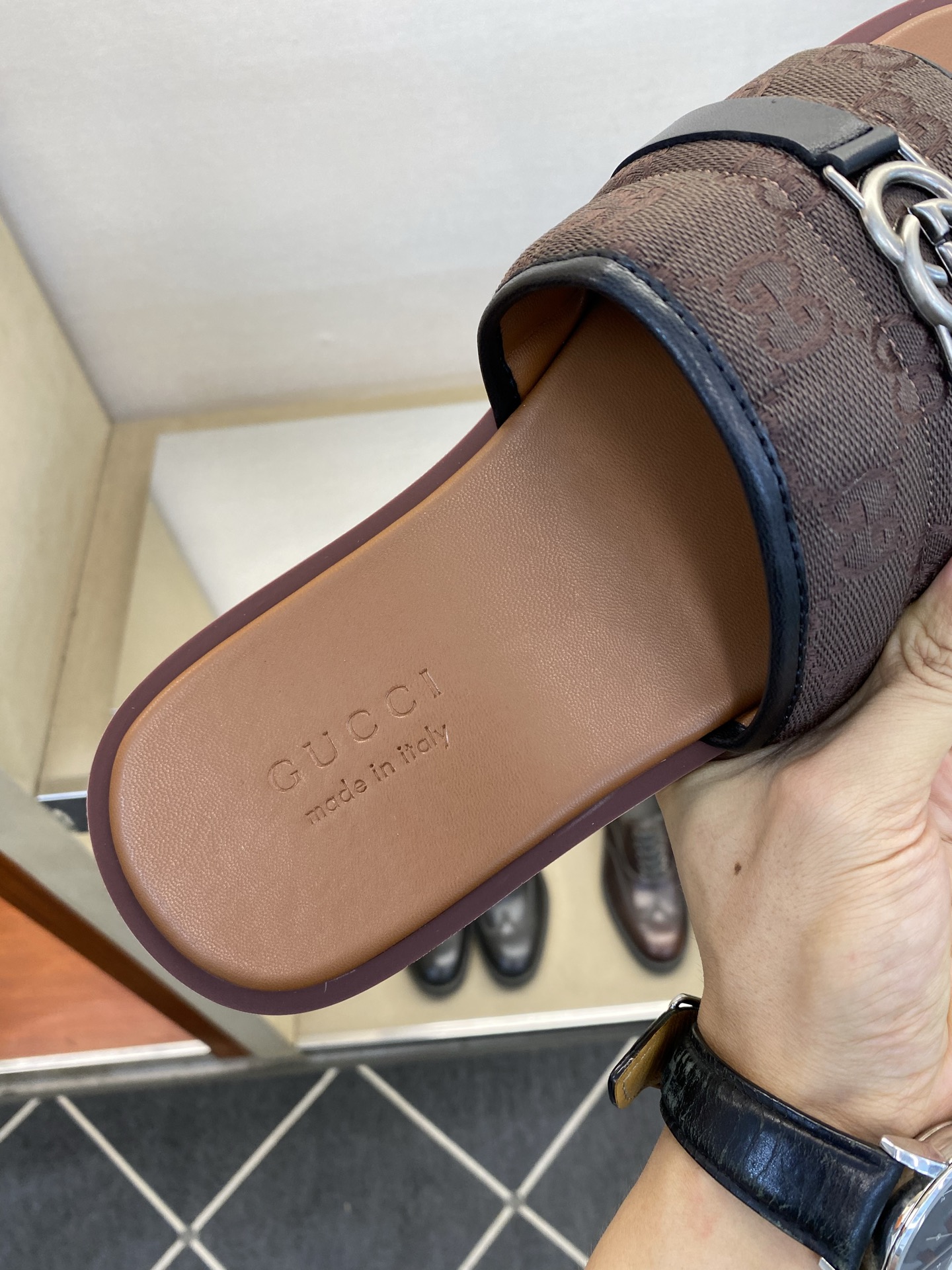 ⚠️Gucci⚠️高品质，顶尖工艺品⚠️男士拖鞋⚠️正码：39－44，38 45 46订制⚠最新夏季新款