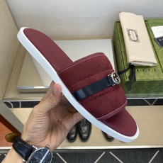 ⚠️Gucci⚠️高品质,顶尖工艺品⚠️男士拖鞋⚠️正码:39-44,38 45 46订制⚠最新夏季新款 ⚠️Gucci⚠️高品质,顶尖工艺品⚠️男士拖鞋⚠️正码:39-44,38 45 46订制⚠最新夏季新款