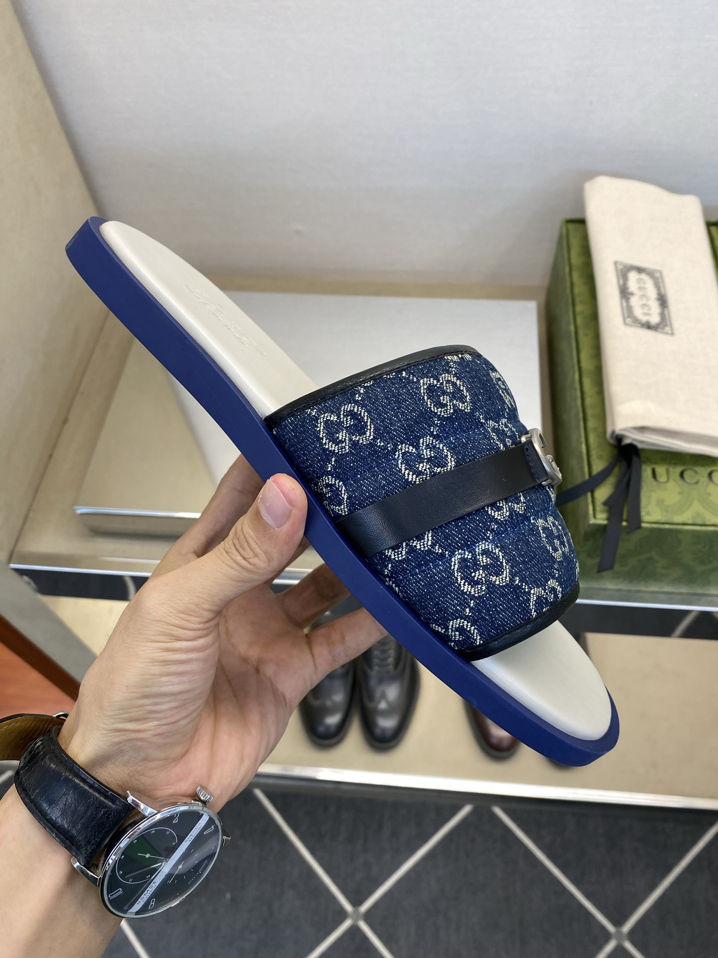 ⚠️Gucci⚠️高品质，顶尖工艺品⚠️男士拖鞋⚠️正码：39－44，38 45 46订制⚠最新夏季新款