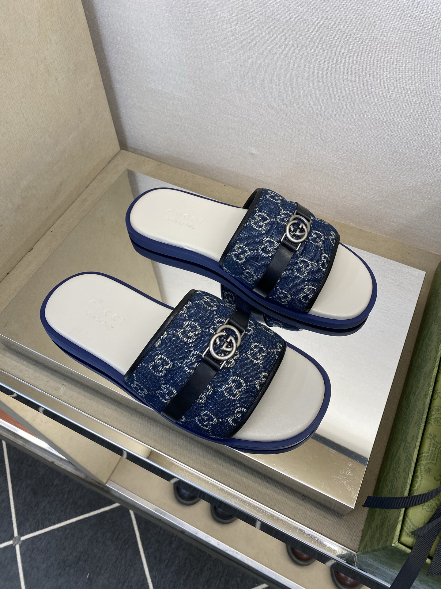 ⚠️Gucci⚠️高品质，顶尖工艺品⚠️男士拖鞋⚠️正码：39－44，38 45 46订制⚠最新夏季新款