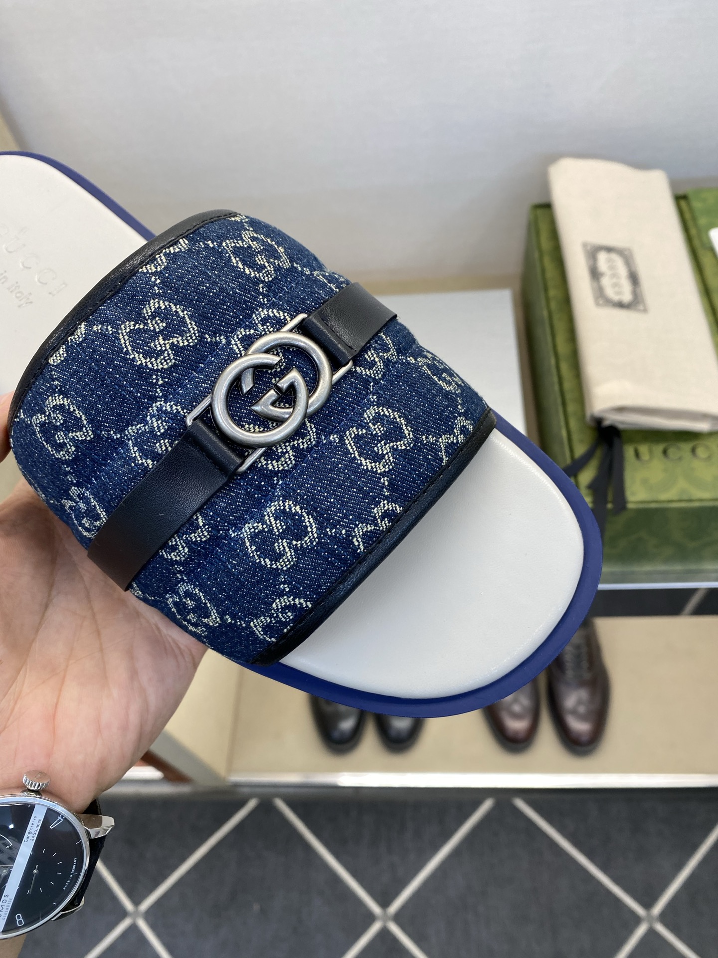 ⚠️Gucci⚠️高品质，顶尖工艺品⚠️男士拖鞋⚠️正码：39－44，38 45 46订制⚠最新夏季新款