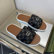 ⚠️Gucci⚠️高品质,顶尖工艺品⚠️男士拖鞋⚠️正码:39-44,38 45 46订制⚠最新夏季新款 ⚠️Gucci⚠️高品质,顶尖工艺品⚠️男士拖鞋⚠️正码:39-44,38 45 46订制⚠最新夏季新款