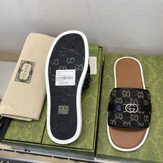 ⚠️Gucci⚠️高品质,顶尖工艺品⚠️男士拖鞋⚠️正码:39-44,38 45 46订制⚠最新夏季新款 ⚠️Gucci⚠️高品质,顶尖工艺品⚠️男士拖鞋⚠️正码:39-44,38 45 46订制⚠最新夏季新款