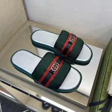 ⚠️Gucci⚠️高品质,顶尖工艺品⚠️男士拖鞋⚠️正码:39-44,38 45 46订制⚠最新夏季新款 ⚠️Gucci⚠️高品质,顶尖工艺品⚠️男士拖鞋⚠️正码:39-44,38 45 46订制⚠最新夏季新款