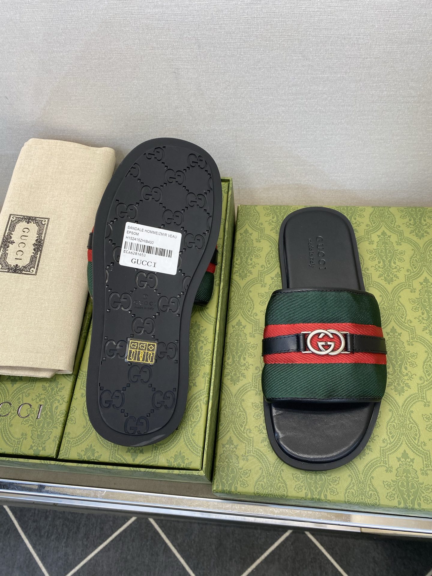 ⚠️Gucci⚠️高品质，顶尖工艺品⚠️男士拖鞋⚠️正码：39－44，38 45 46订制⚠最新夏季新款