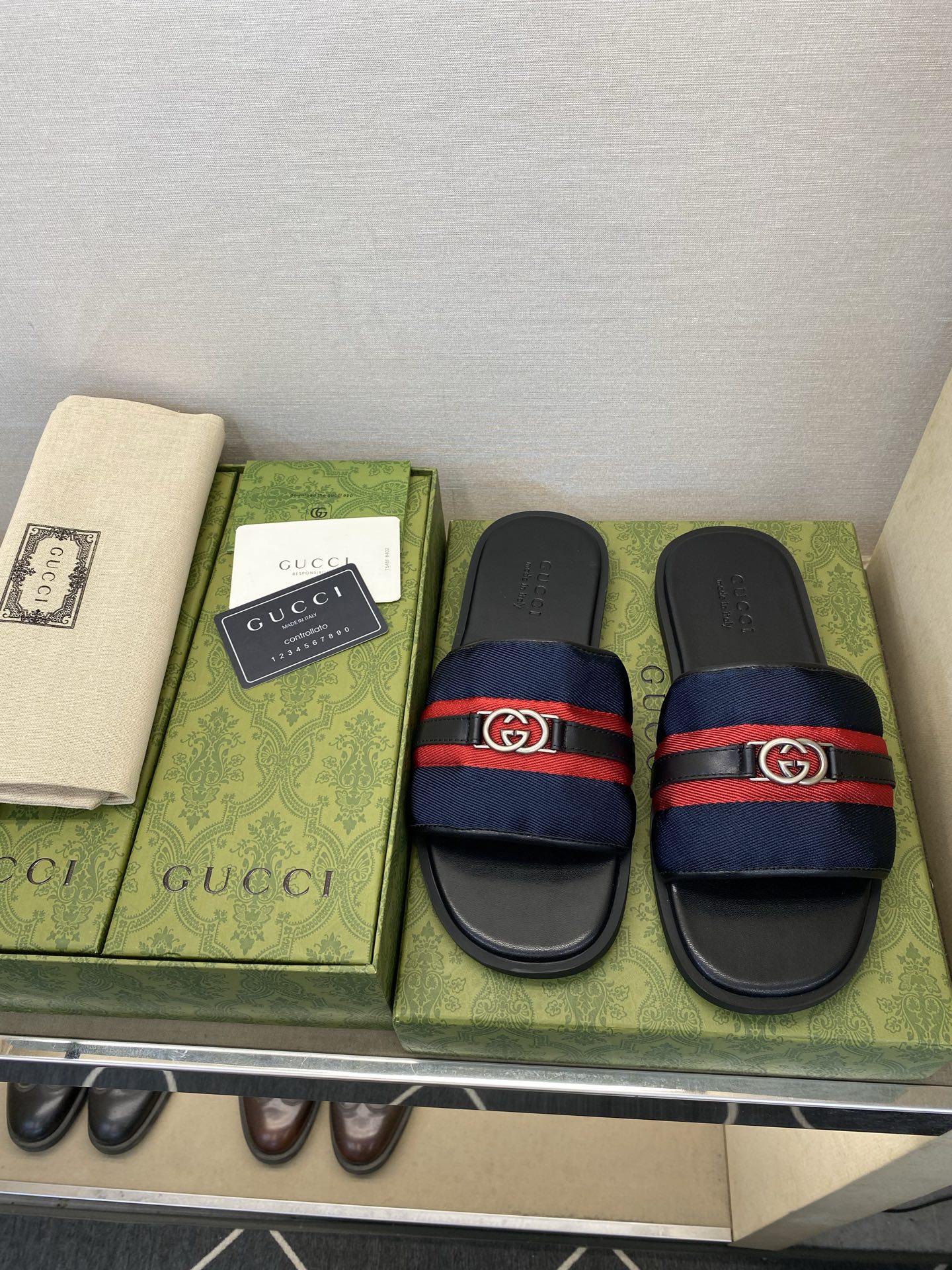 ⚠️Gucci⚠️高品质，顶尖工艺品⚠️男士拖鞋⚠️正码：39－44，38 45 46订制⚠最新夏季新款