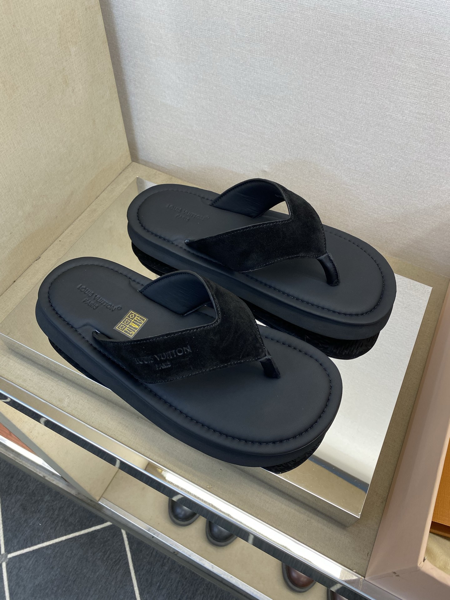 루이비통 신발 129595 Louis Vuitton Shoes 썸네일 이미지