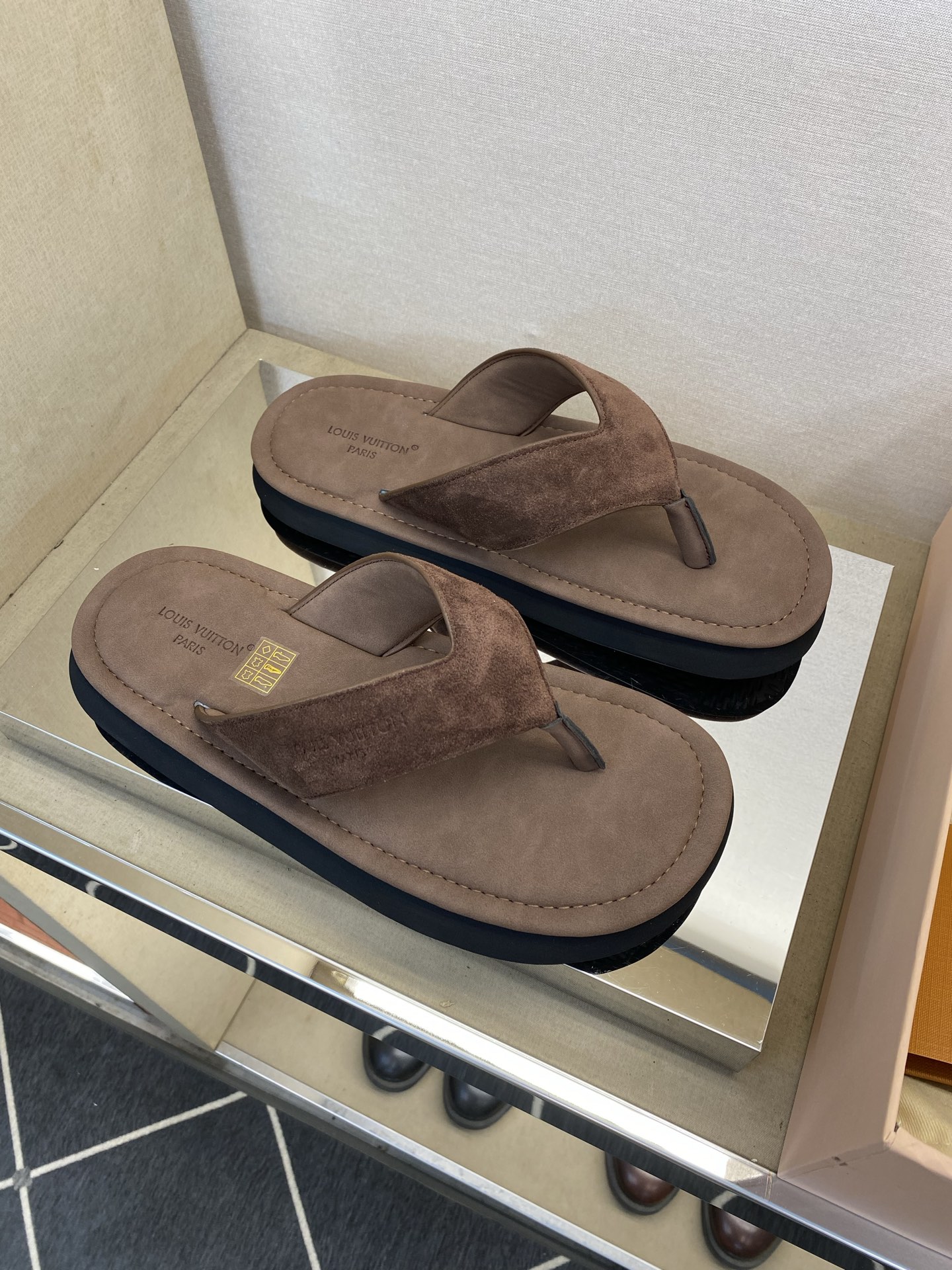 루이비통 신발 129594 Louis Vuitton Shoes 썸네일 이미지