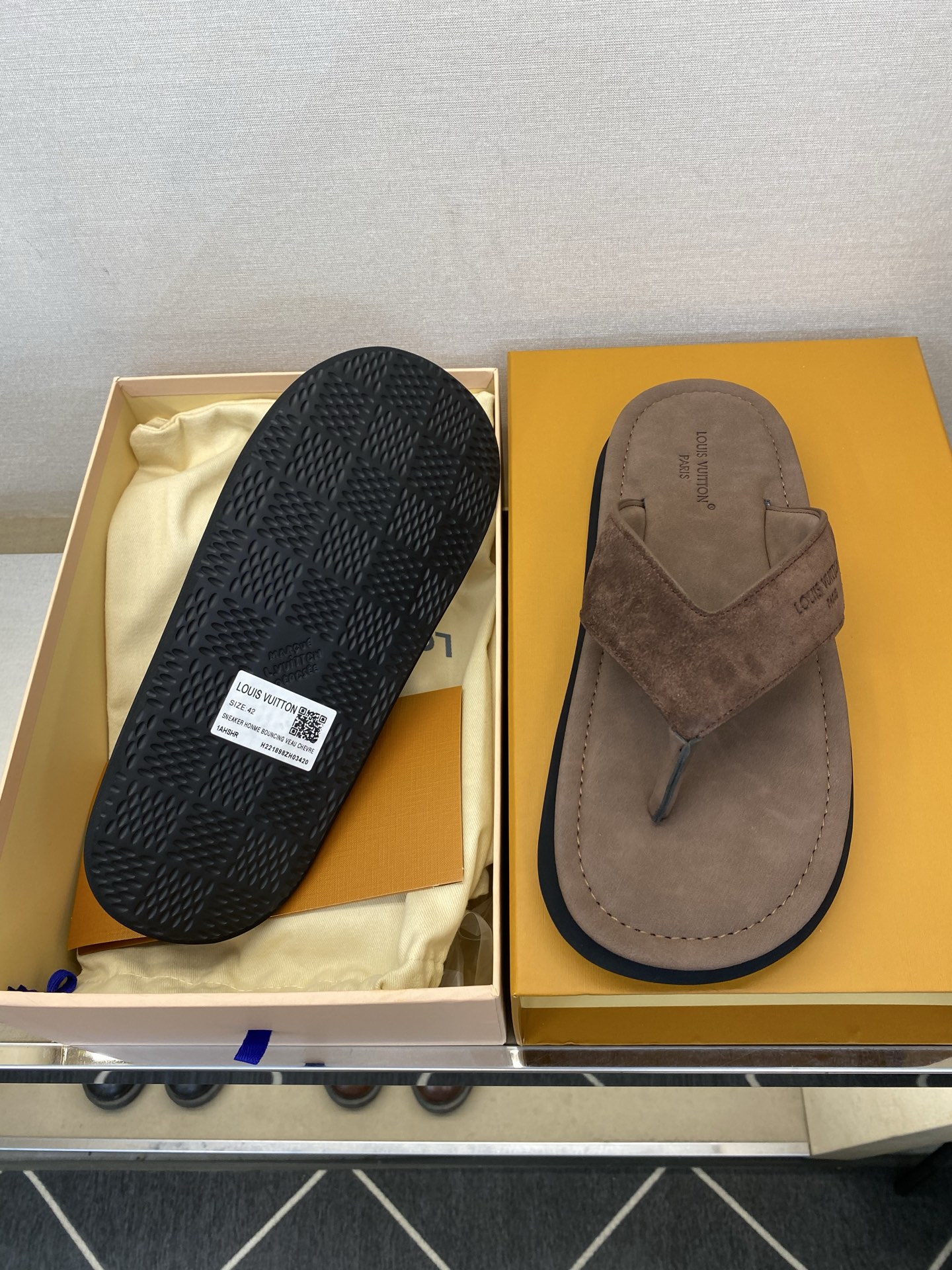 루이비통 신발 129594 Louis Vuitton Shoes 썸네일 이미지