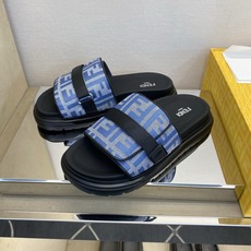 ⚠️F E N D⚠️高品质,顶尖工艺品⚠️男士拖鞋⚠️正码:39-44,38 45 46订制⚠最新夏季 ⚠️F E N D⚠️高品质,顶尖工艺品⚠️男士拖鞋⚠️正码:39-44,38 45 46订制⚠最新夏季