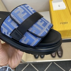 ⚠️F E N D⚠️高品质,顶尖工艺品⚠️男士拖鞋⚠️正码:39-44,38 45 46订制⚠最新夏季 ⚠️F E N D⚠️高品质,顶尖工艺品⚠️男士拖鞋⚠️正码:39-44,38 45 46订制⚠最新夏季