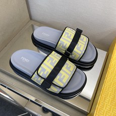 ⚠️F E N D⚠️高品质,顶尖工艺品⚠️男士拖鞋⚠️正码:39-44,38 45 46订制⚠最新夏季 ⚠️F E N D⚠️高品质,顶尖工艺品⚠️男士拖鞋⚠️正码:39-44,38 45 46订制⚠最新夏季