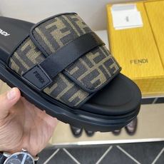 ⚠️F E N D⚠️高品质,顶尖工艺品⚠️男士拖鞋⚠️正码:39-44,38 45 46订制⚠最新夏季 ⚠️F E N D⚠️高品质,顶尖工艺品⚠️男士拖鞋⚠️正码:39-44,38 45 46订制⚠最新夏季