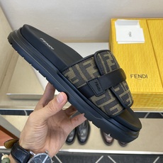 ⚠️F E N D⚠️高品质,顶尖工艺品⚠️男士拖鞋⚠️正码:39-44,38 45 46订制⚠最新夏季 ⚠️F E N D⚠️高品质,顶尖工艺品⚠️男士拖鞋⚠️正码:39-44,38 45 46订制⚠最新夏季