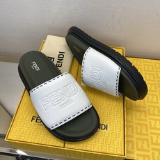 ⚠️F E N D⚠️高品质,顶尖工艺品⚠️男士拖鞋⚠️正码:39-44,38 45 46订制⚠最新夏季 ⚠️F E N D⚠️高品质,顶尖工艺品⚠️男士拖鞋⚠️正码:39-44,38 45 46订制⚠最新夏季