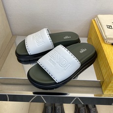 ⚠️F E N D⚠️高品质,顶尖工艺品⚠️男士拖鞋⚠️正码:39-44,38 45 46订制⚠最新夏季 ⚠️F E N D⚠️高品质,顶尖工艺品⚠️男士拖鞋⚠️正码:39-44,38 45 46订制⚠最新夏季
