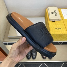 ⚠️F E N D⚠️高品质,顶尖工艺品⚠️男士拖鞋⚠️正码:39-44,38 45 46订制⚠最新夏季 ⚠️F E N D⚠️高品质,顶尖工艺品⚠️男士拖鞋⚠️正码:39-44,38 45 46订制⚠最新夏季