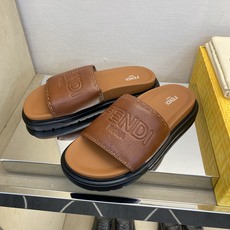 ⚠️F E N D⚠️高品质,顶尖工艺品⚠️男士拖鞋⚠️正码:39-44,38 45 46订制⚠最新夏季 ⚠️F E N D⚠️高品质,顶尖工艺品⚠️男士拖鞋⚠️正码:39-44,38 45 46订制⚠最新夏季