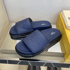 ⚠️F E N D⚠️高品质,顶尖工艺品⚠️男士拖鞋⚠️正码:39-44,38 45 46订制⚠最新夏季 ⚠️F E N D⚠️高品质,顶尖工艺品⚠️男士拖鞋⚠️正码:39-44,38 45 46订制⚠最新夏季