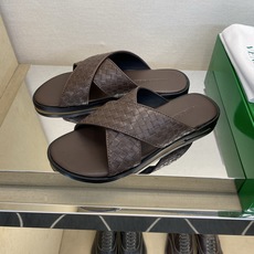 ⚠️B V⚠️顶尖工艺品⚠️男士真皮底拖鞋⚠️正码:39-44,38 45 46订制⚠最新夏季新款男士皮 ⚠️B V⚠️顶尖工艺品⚠️男士真皮底拖鞋⚠️正码:39-44,38 45 46订制⚠最新夏季新款男士皮