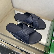 ⚠️B V⚠️顶尖工艺品⚠️男士真皮底拖鞋⚠️正码:39-44,38 45 46订制⚠最新夏季新款男士皮 ⚠️B V⚠️顶尖工艺品⚠️男士真皮底拖鞋⚠️正码:39-44,38 45 46订制⚠最新夏季新款男士皮