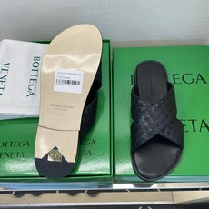 ⚠️B V⚠️顶尖工艺品⚠️男士真皮底拖鞋⚠️正码:39-44,38 45 46订制⚠最新夏季新款男士皮 ⚠️B V⚠️顶尖工艺品⚠️男士真皮底拖鞋⚠️正码:39-44,38 45 46订制⚠最新夏季新款男士皮