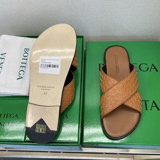 ⚠️B V⚠️顶尖工艺品⚠️男士真皮底拖鞋⚠️正码:39-44,38 45 46订制⚠最新夏季新款男士皮 ⚠️B V⚠️顶尖工艺品⚠️男士真皮底拖鞋⚠️正码:39-44,38 45 46订制⚠最新夏季新款男士皮