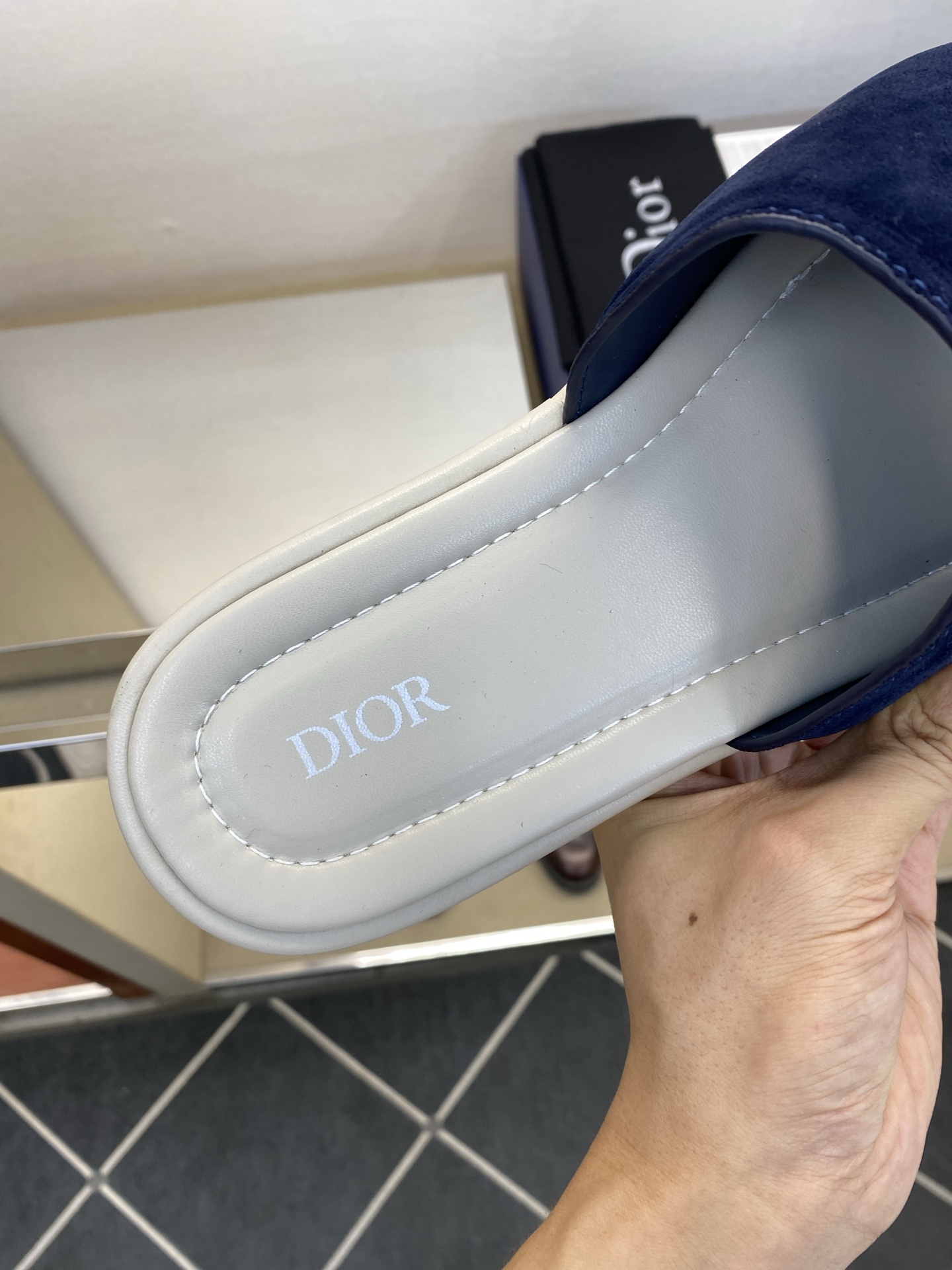 ⚠️Dior ⚠️顶尖工艺品⚠️男士拖鞋⚠️正码：39－44，38 45 46订制⚠最新夏季新款男士皮底