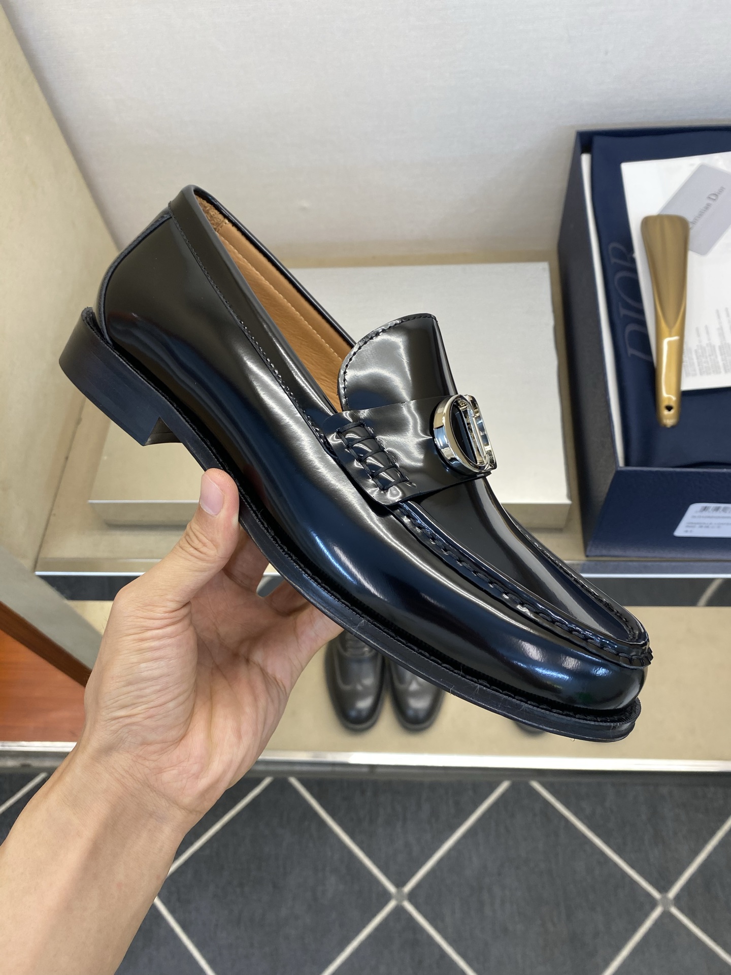 디올 신발 129081 Dior Shoes 썸네일 이미지